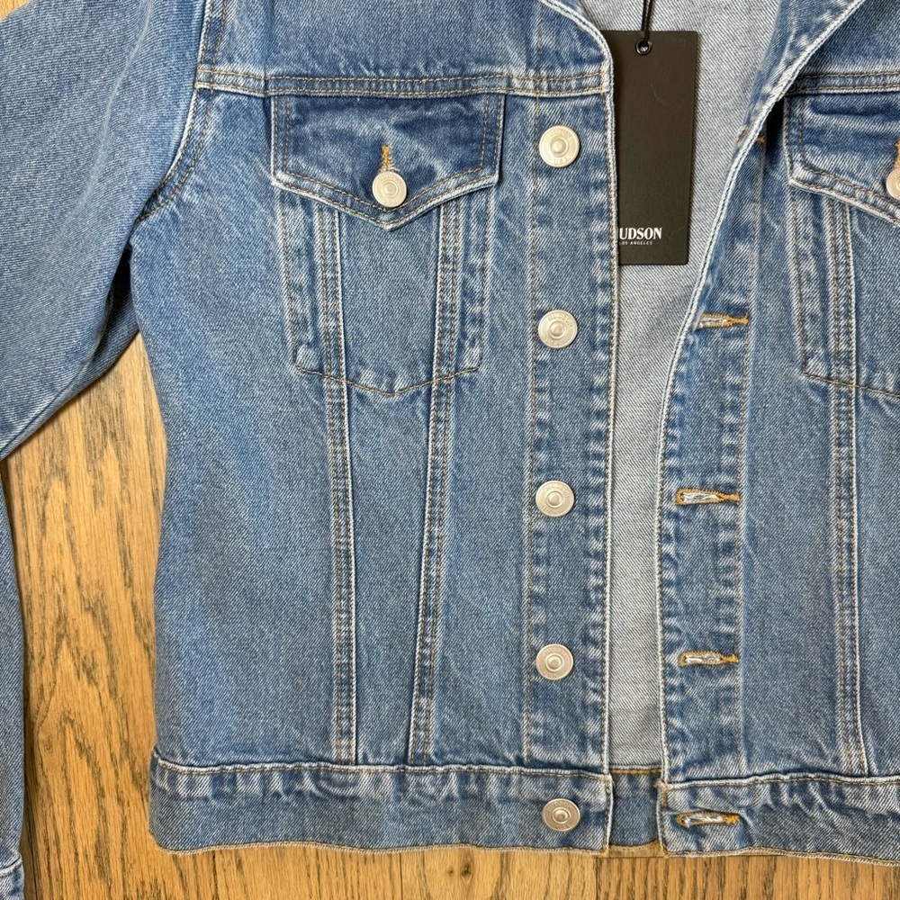 NWT Hudson Women’s Blue Trucker Denim Jacket Size Small/Medium - Picture 3 of 14